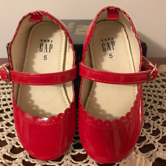 GAP Kids Red Mary Jane Shoes - Picture 2 of 3